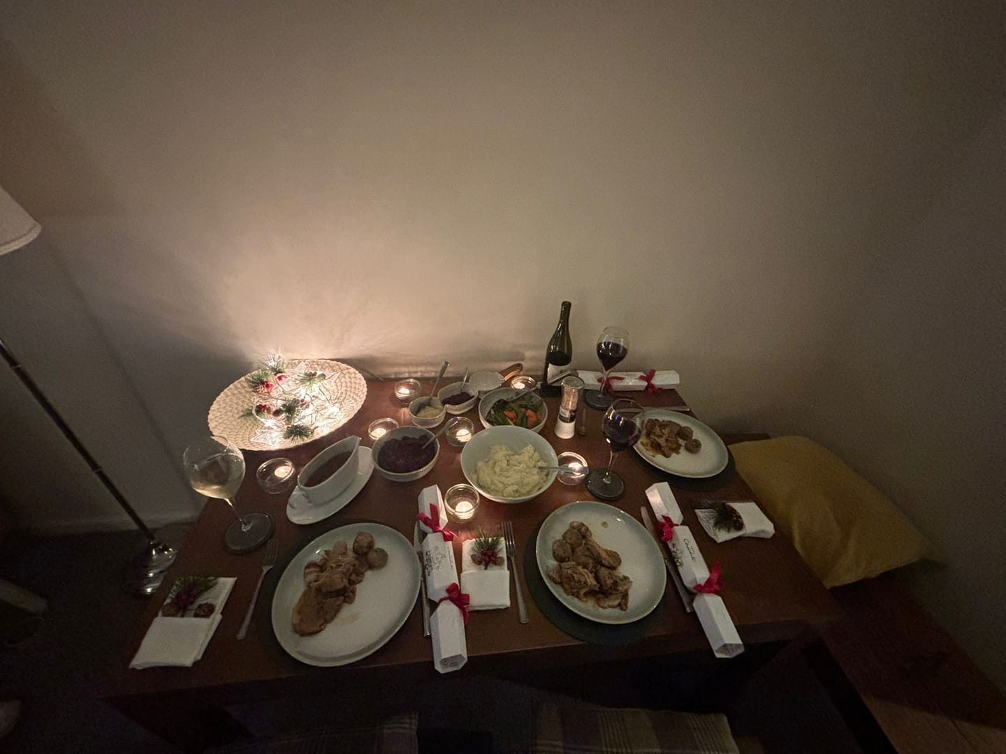 Customer photo review of Belleek Living Tivoli 12 Piece Set