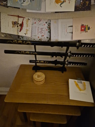 Customer photo review of Gold Dragon Samurai Sword Set | With Display Stand
