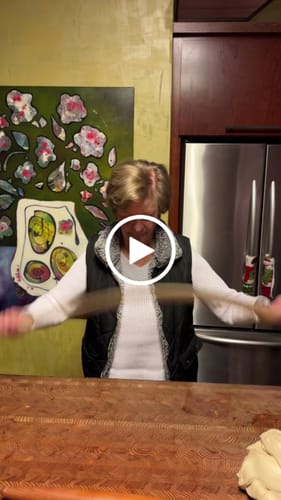 Customer video review of [N2] Spicy & Tingly Beef Muscle Hand-Ripped Noodles Meal Kit (4 Servings)