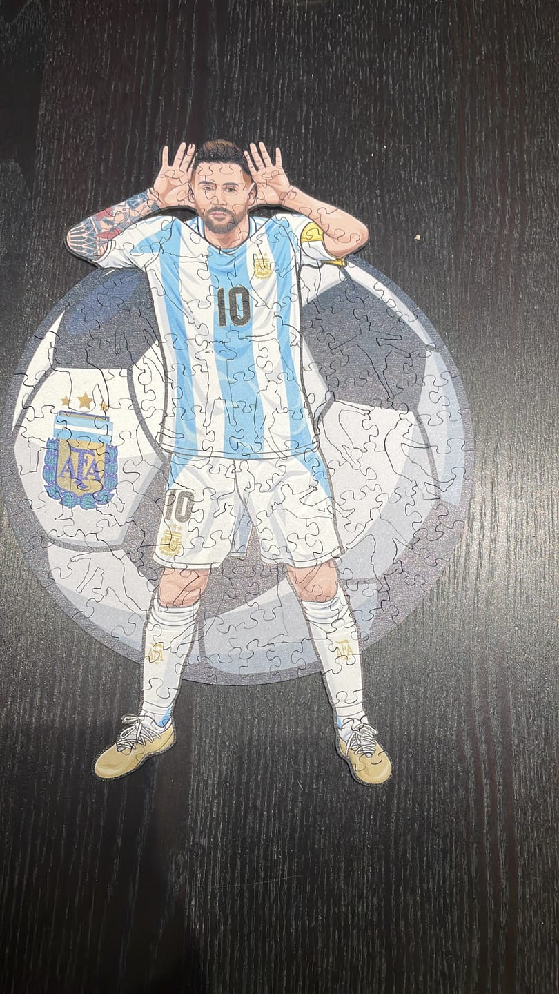Customer photo review of Lionel Messi - Rompecabezas de Madera