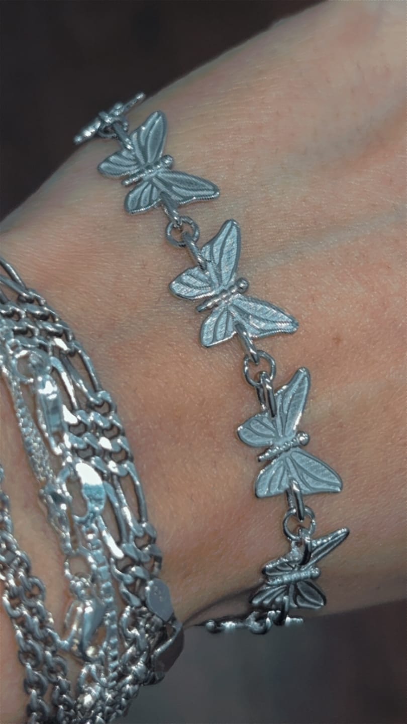 Customer photo review of BUTTERFLY BRACELET (ADJUSTABLE)