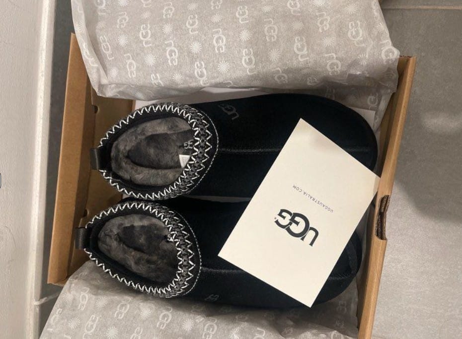 Customer photo review of UGG Tasman Slipper Black