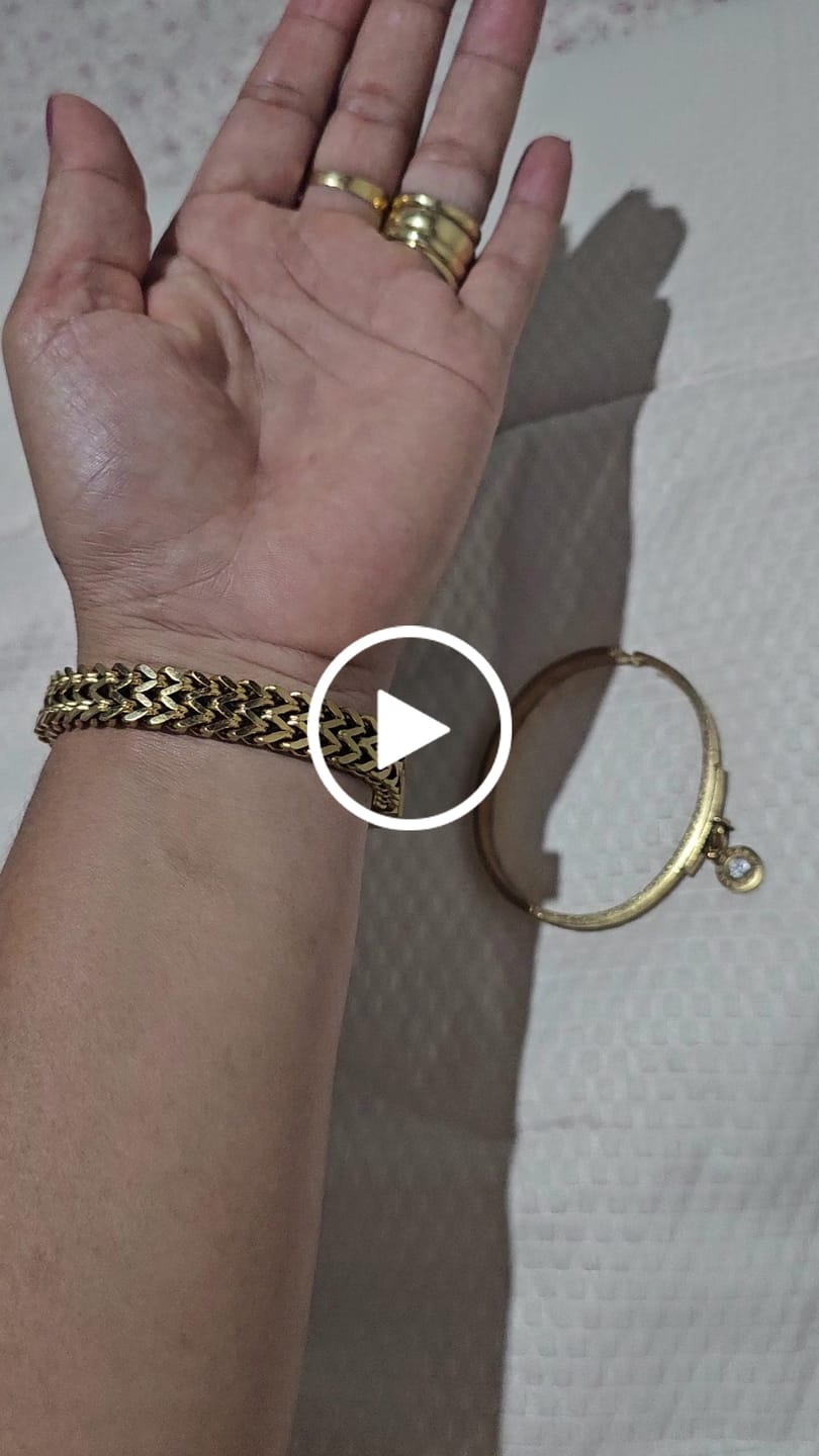 Customer video review of Pulseira Noronha Banhada em Ouro 18k