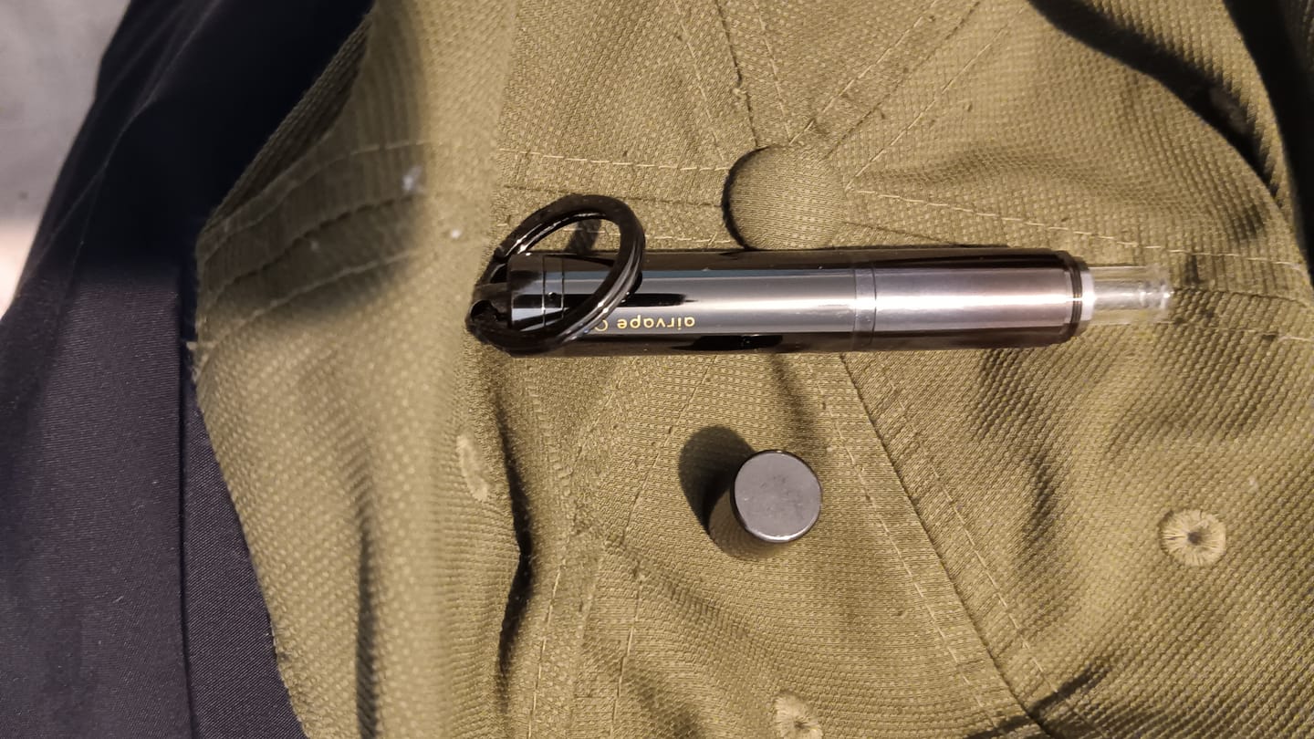 Customer photo review of OM KEYCHAIN WAXPEN | Elegant Design – Gunmetal Finish, Discreet, Fast Heating and USB Rechargeable