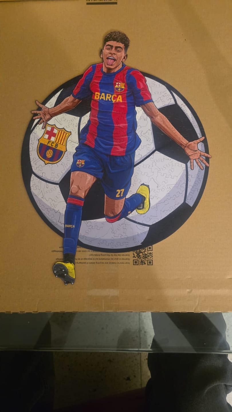 Customer photo review of Lamine Yamal - Wooden Puzzle