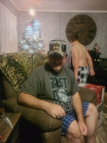 Customer photo review of Maxcorners Premium Deer Hunting Collab Artist Classic Personalized Cap