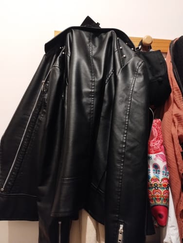 Avis photo d'un client sur Veste en cuir à revers solide des années 1980