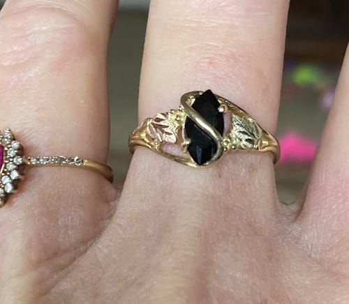 Customer photo review of Marquise Onyx - Black Hills Gold Ladies Ring