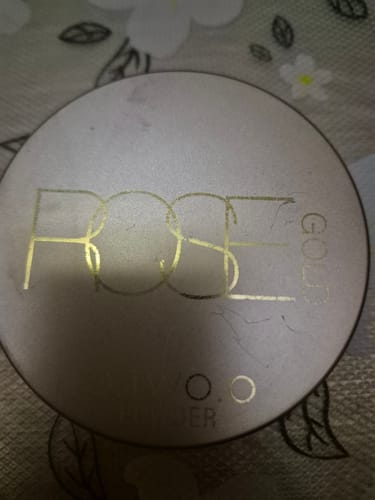 Customer photo review of O.TWO.O ROSE GOLD COMPACT POWDER