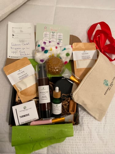 Customer photo review of Luxury Skincare Box