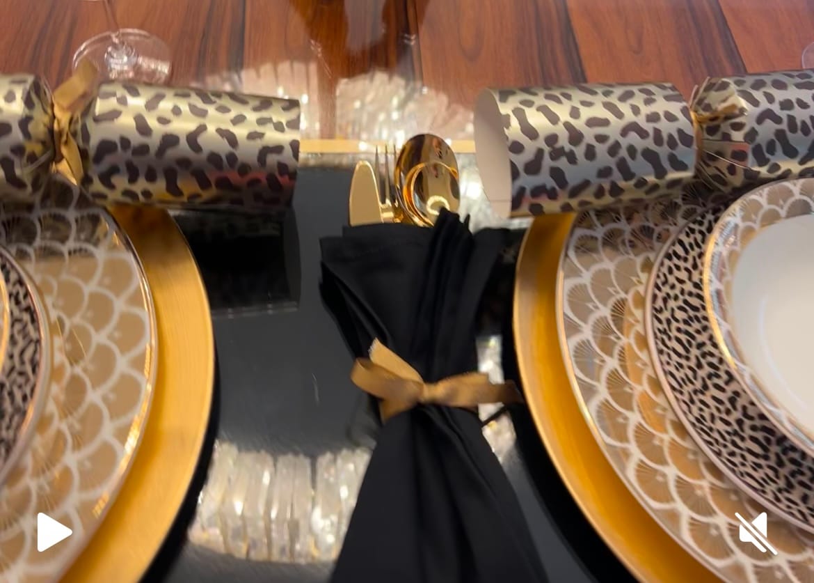 Customer photo review of 30 Piece Arya Flatware Utensils Sets