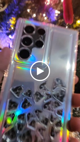 Customer video review of Shaker Case™ with Custom Charms