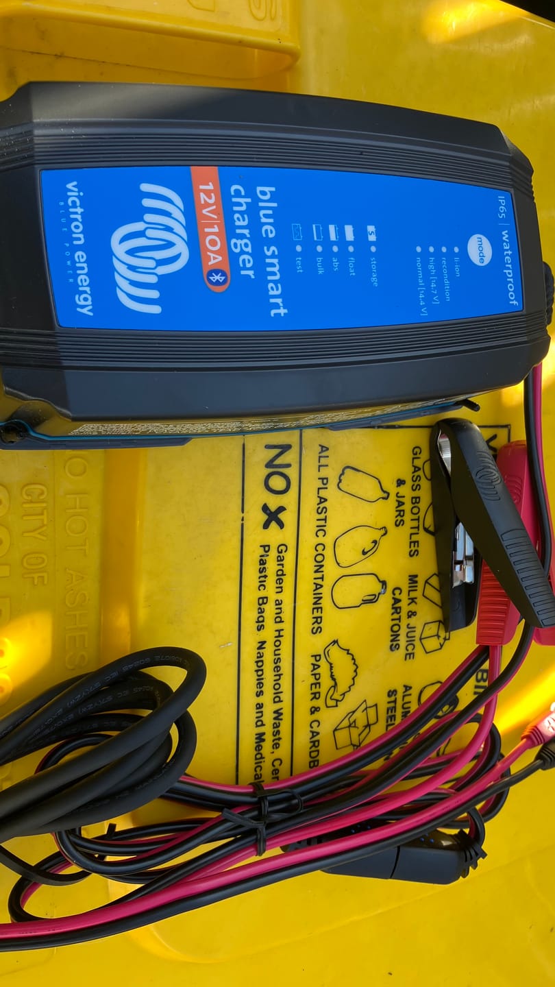 Customer photo review of Victron | Blue Smart IP65 Battery Charger 230V