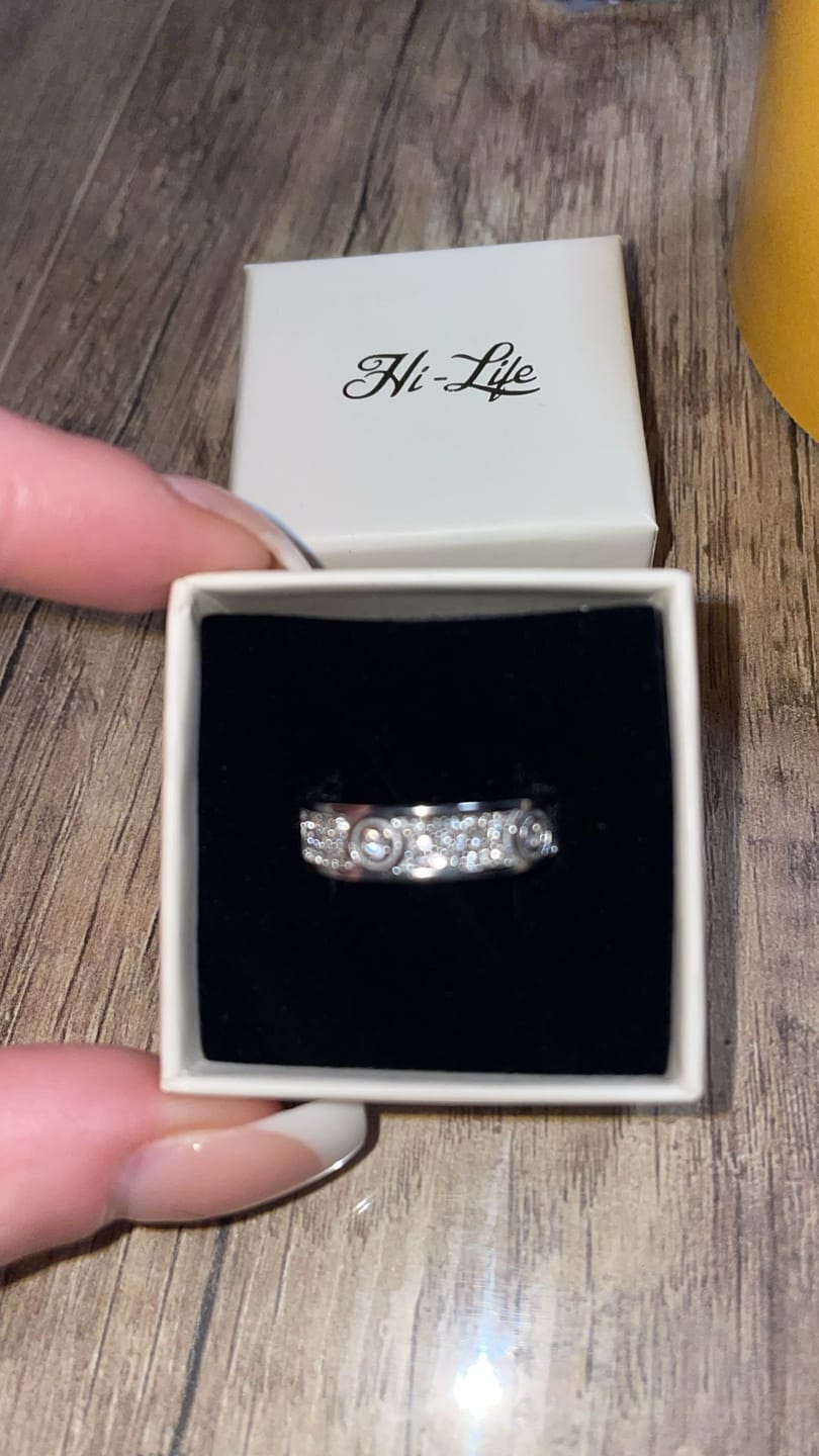 Customer photo review of Timeless Pave Ring 14K Vergoldet
