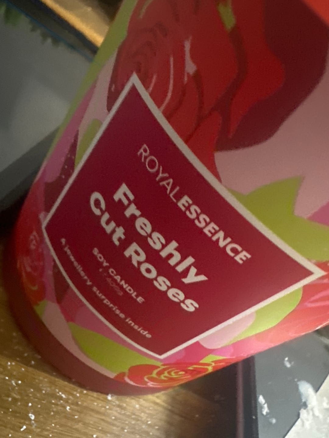 Customer photo review of Freshly Cut Roses (Candle)