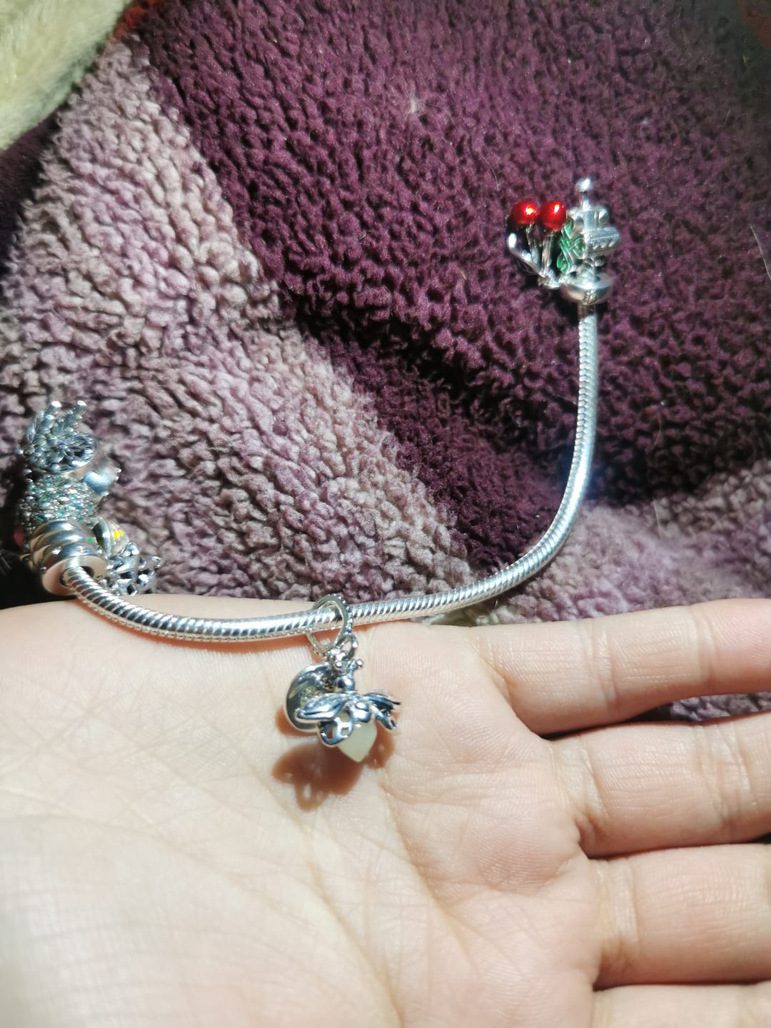 Customer photo review of Charm Luciernaga Evangeline "Iluminas Mi Vida" Fluorescente