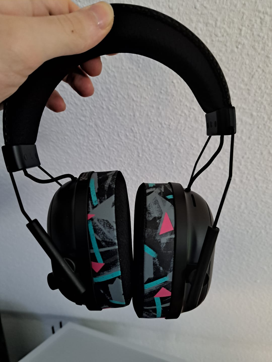Customer photo review of Razer Blackshark V2 2023 Earpads - WC FreeZe Cooling Gel