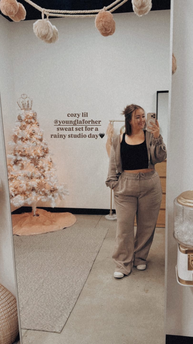Customer photo review of W260 - Rebel Straight Leg Joggers
