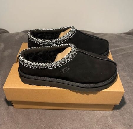 Customer photo review of UGG Tasman Slipper Black