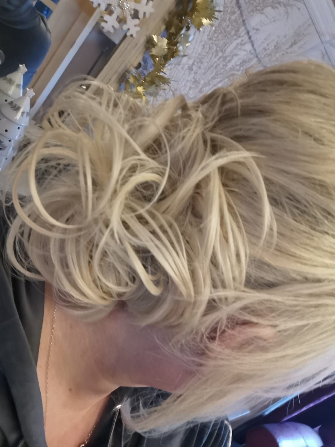 Customer photo review of Stranded Messy Scrunchie Bun - Duo Pack - Curly & Flicky Styles #16/613 Sweetheart