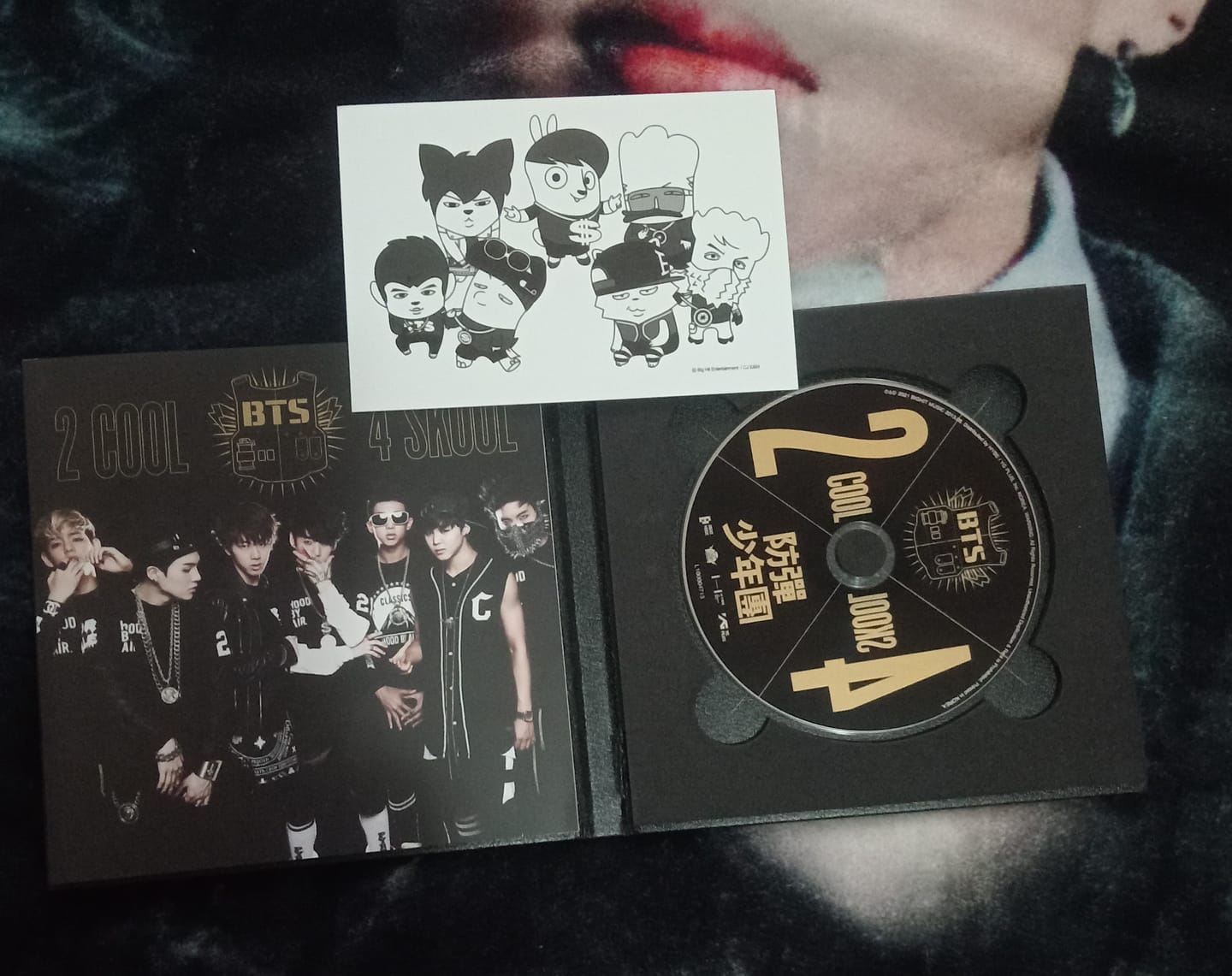 Customer photo review of BTS - 1ST SINGLE ALBUM 2 COOL 4 SKOOL