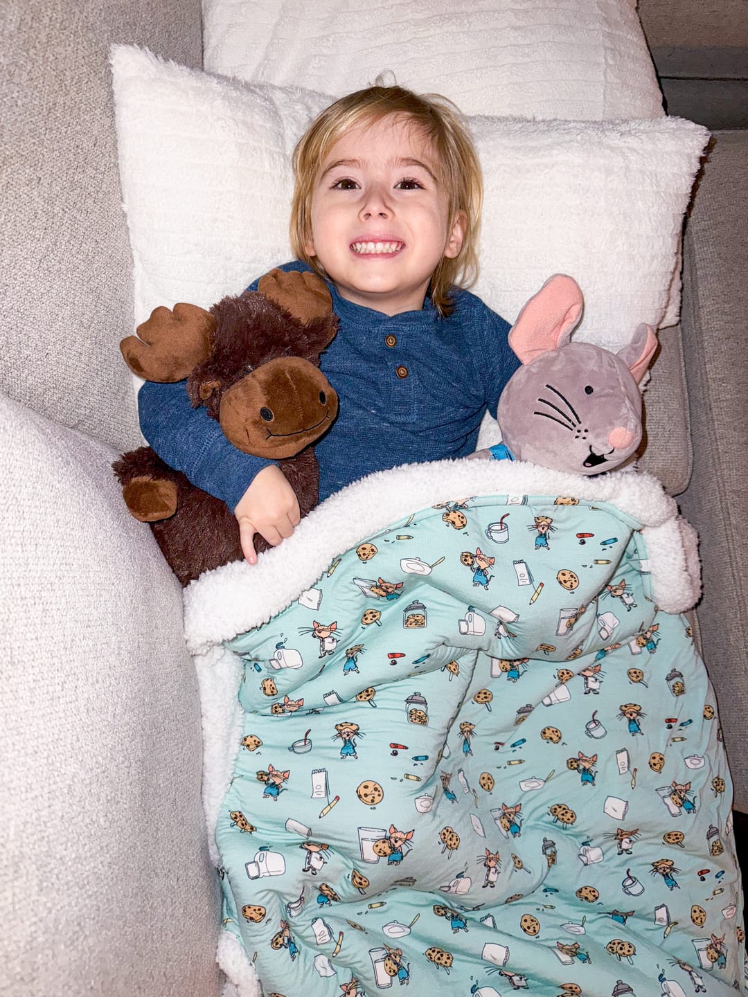 Customer photo review of If You Give a Mouse a Cookie Bamboo Sherpa Blanket