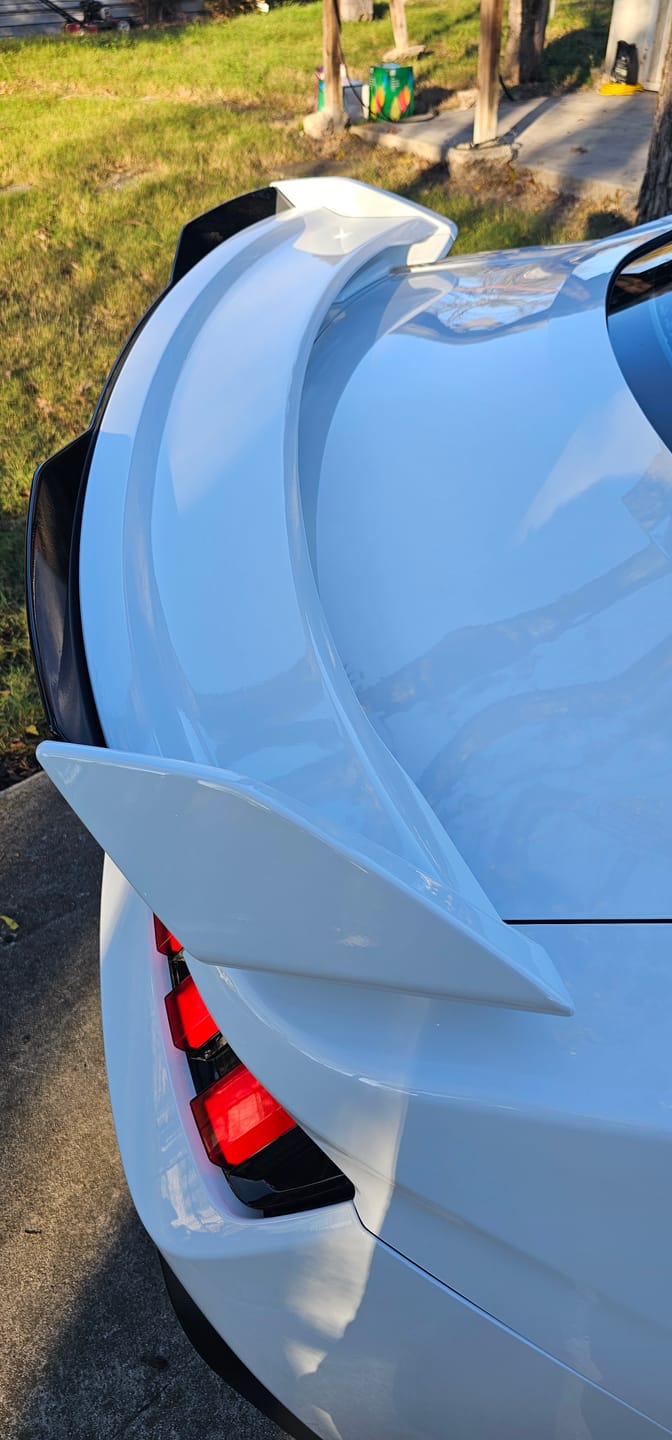 Customer photo review of 2024-Up Mustang Dark Horse Package Rear Spoiler