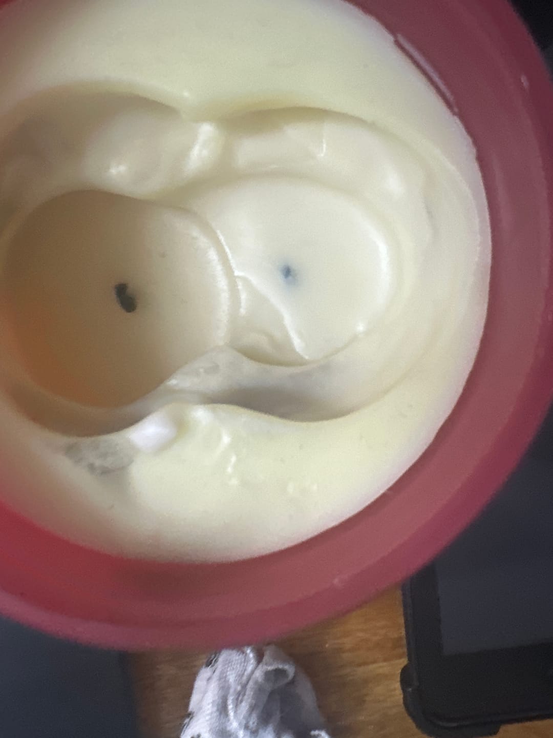 Customer photo review of Freshly Cut Roses (Candle)
