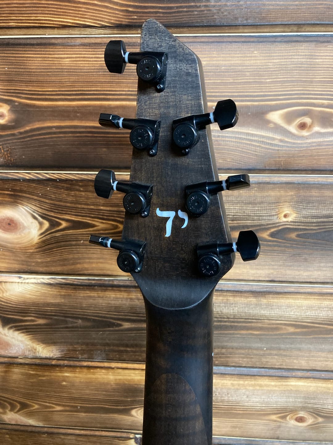 Customer photo review of Grip-Lock™ Closed Guitar Tuning Machines (Sold Individually)