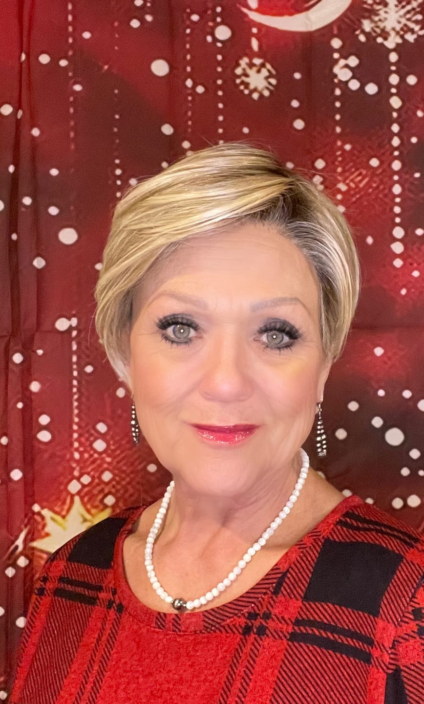 Customer photo review of VANITY FAIRE - Buttermilk Blonde
