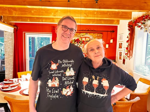 Customer photo review of Ein Glühwein, swei Glühwein Wichtel - Herren Premium Organic Shirt