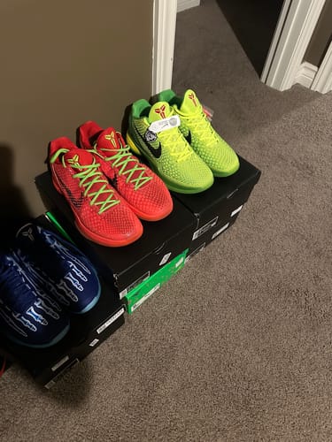 Customer photo review of NIKE KOBE 6 PROTRO x GRINCH