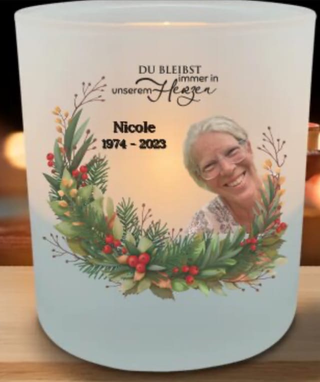Customer photo review of Bei euch - Personalisiertes Teelicht