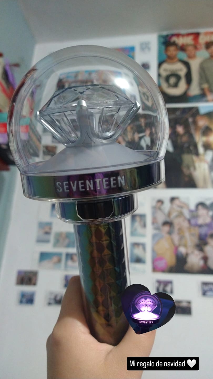 Customer photo review of SEVENTEEN - OFFICIAL LIGHT STICK VER.3