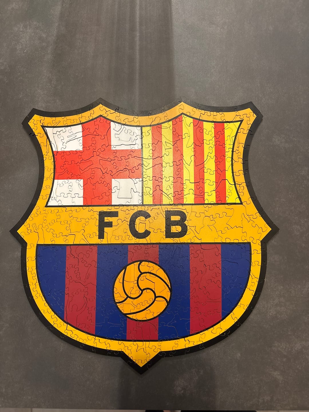 Customer photo review of Logo FC Barcelona® - Puzzle en Bois