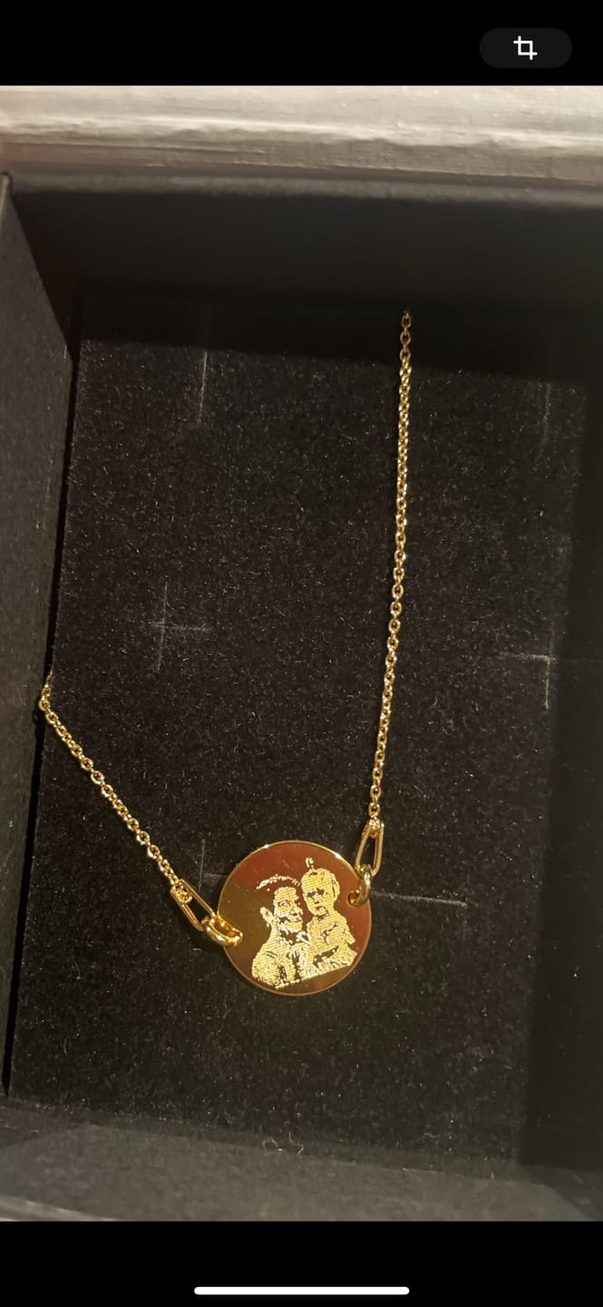 Customer photo review of MONA MARIA ARMBAND MIT FOTO IN GOLD