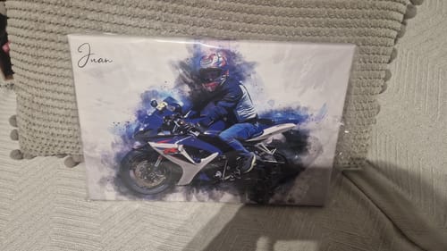 Customer photo review of Tu moto o scooter como acuarela | Regalo personalizable para moteros