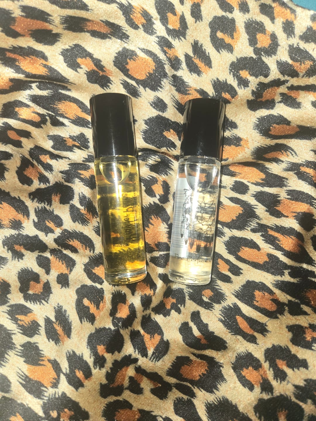 Customer photo review of Auric Blends Roll-On Perfume Oil