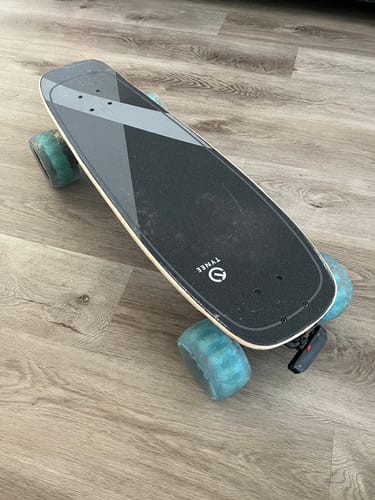 Customer photo review of Tynee® Mini 3 SL Hub Motor Electric Skateboard & Shortboard
