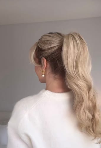 Customer photo review of HairVana - Zopf-Extensions