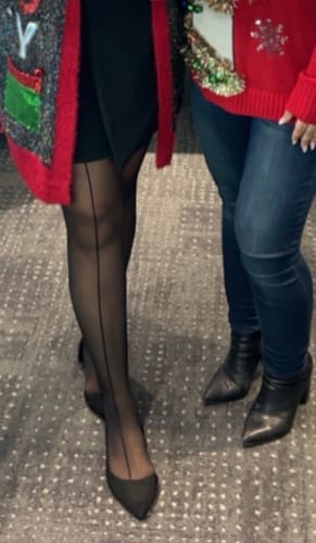 Customer photo review of PLAY - FREE HUGGING SEAMLESS TIGHTS - LINES