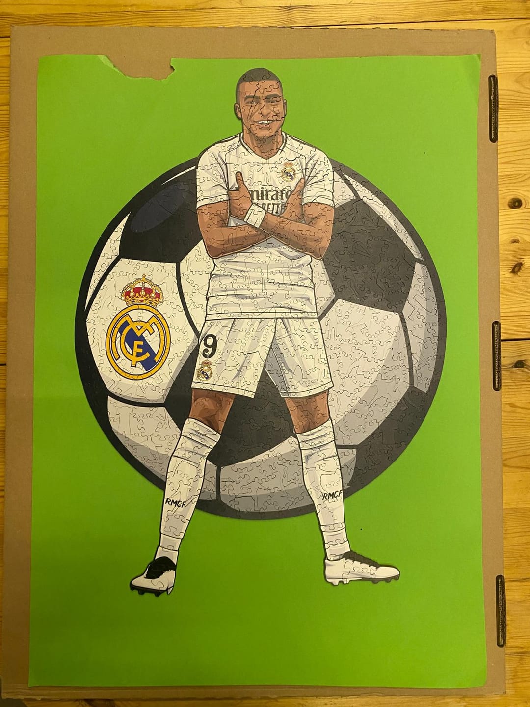Customer photo review of Kylian Mbappé - Holzpuzzle