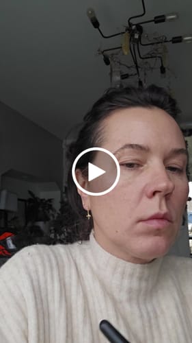 Customer video review of FYNE SHYNE CREAM HIGHLIGHTER