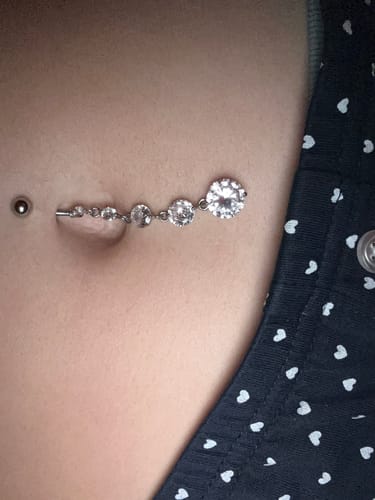 Customer photo review of Diamanté Gem Chain Belly Ring