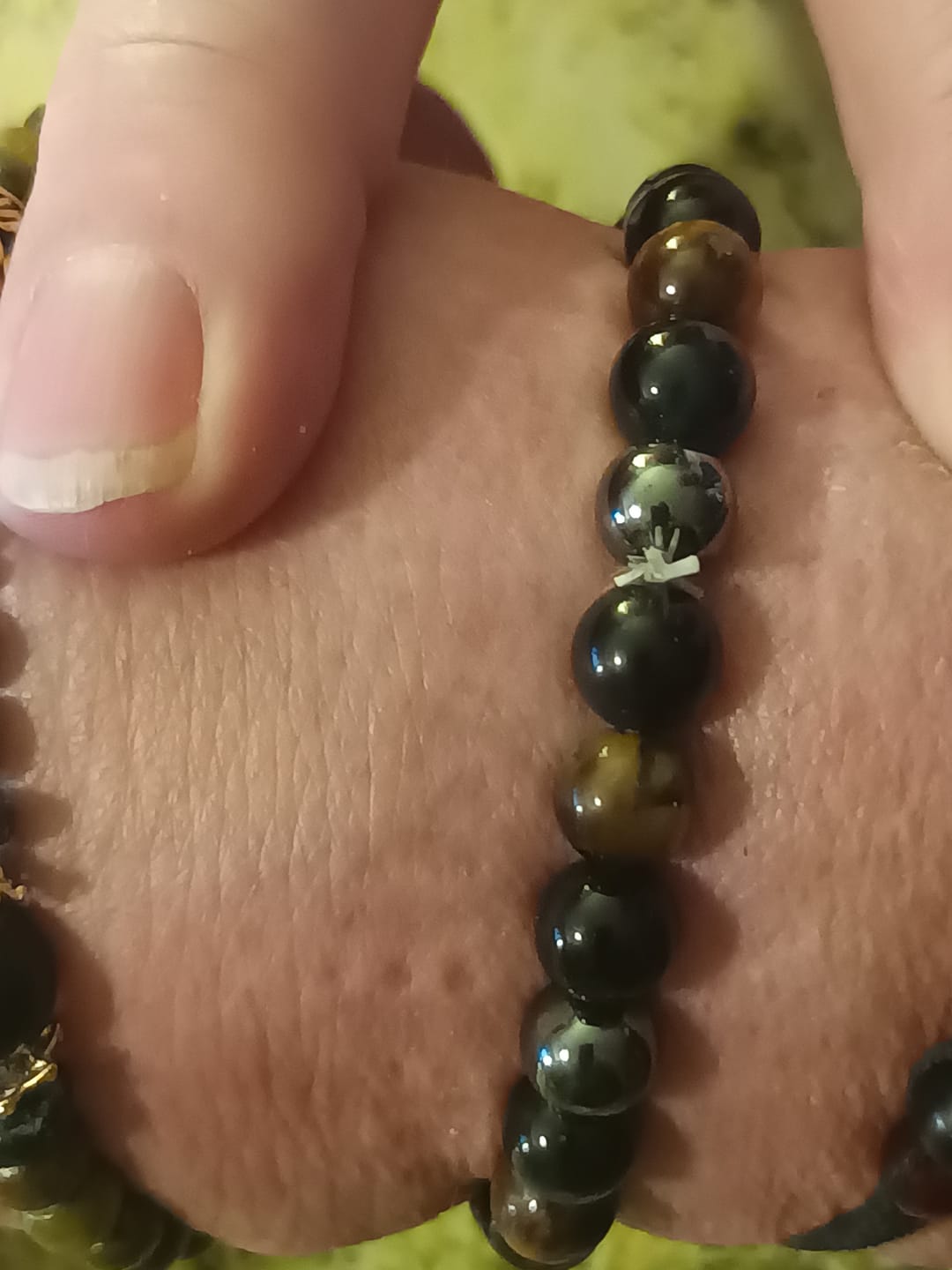 Customer photo review of Bracelet "Triple Protection" en Hématite, Oeil de Tigre et Obsidienne