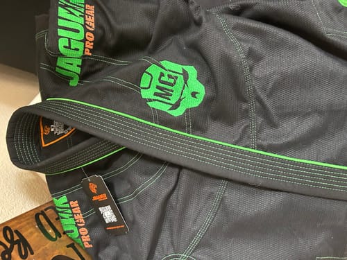 Customer photo review of Jaguar Classic - Custom Name And Logo Brazilian Jiu Jitsu Kimono BJJ Gi Uniform