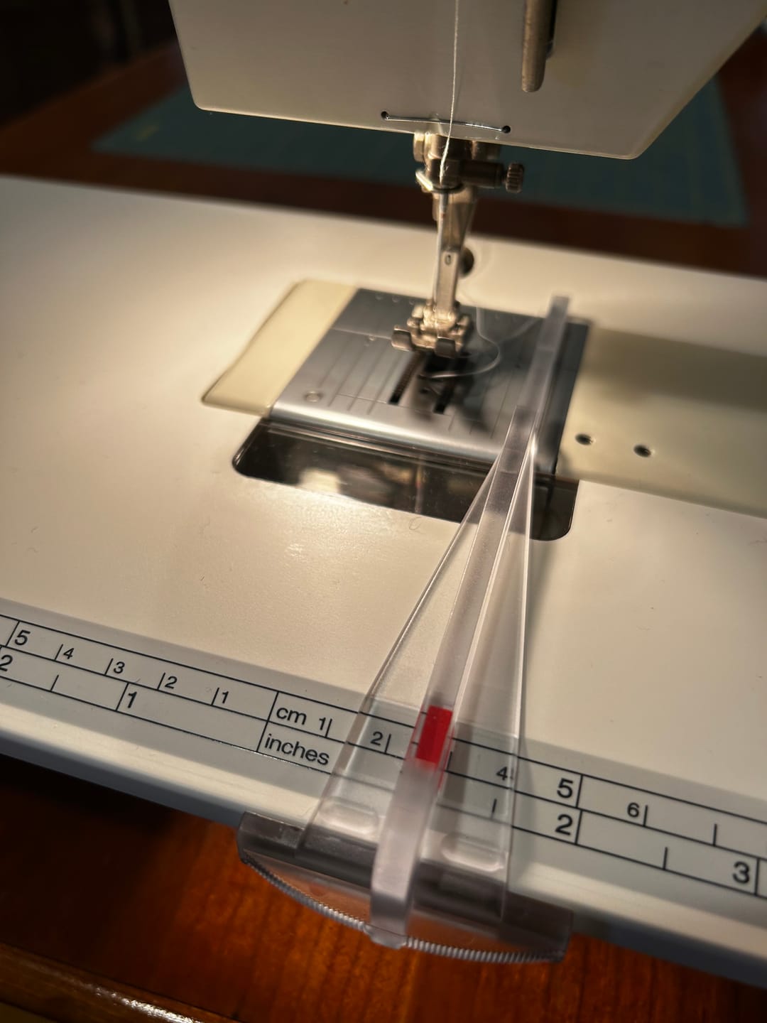 Customer photo review of Extension Table with Seam Guide, Bernina #0031757000