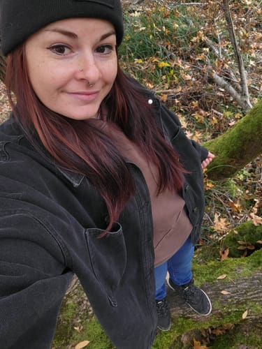 Customer photo review of Sacred Geometry Chakra Energy Necklace Crystal Quartz Necklace