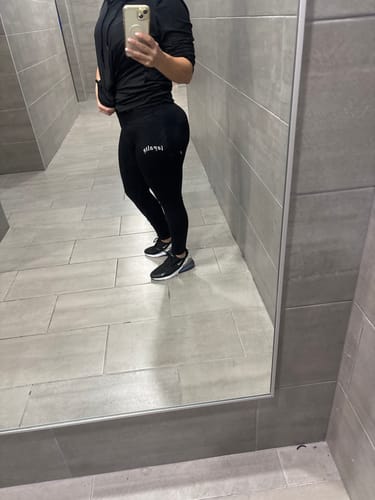 Customer photo review of Power Leggings