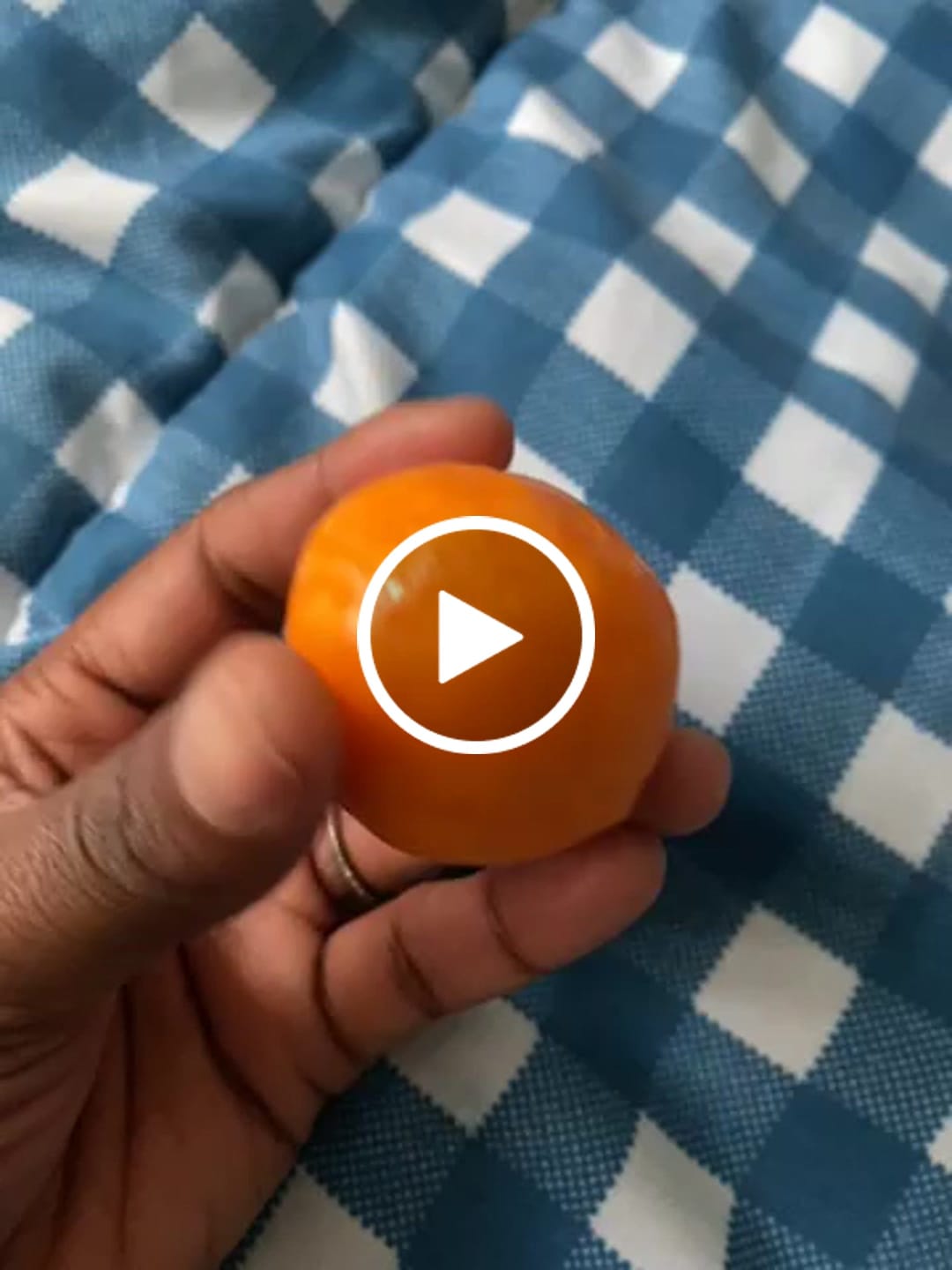Customer video review of Savon visage biscuit